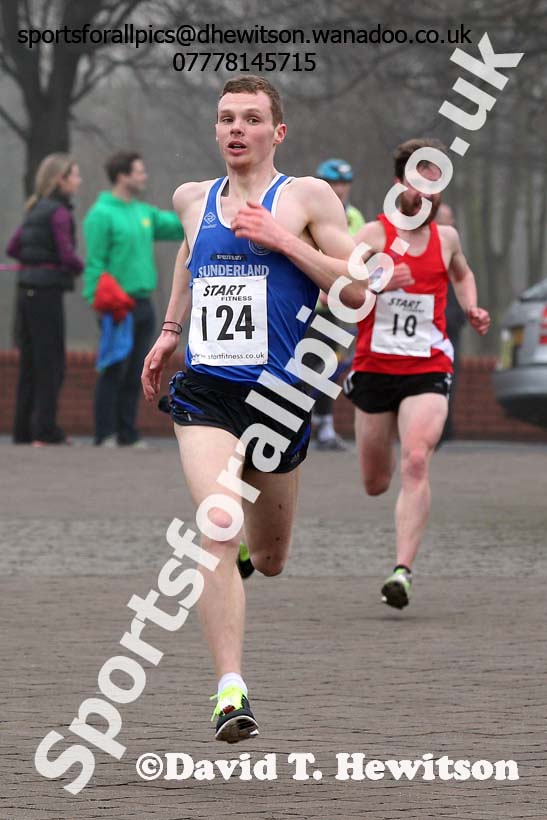 Nathan Reed (Sunderland) finishing the Wallsend Harriers Terry O'Gara Memorial Road Race. Photo: David T. Hewitson/Sports for All Pics
